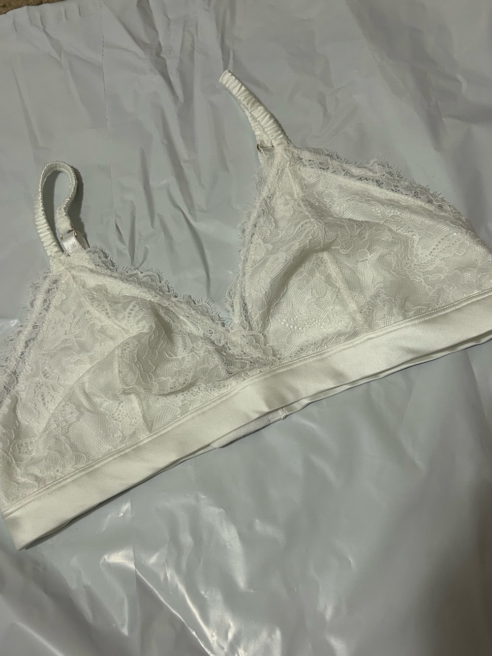 Joyspun white lace bralette